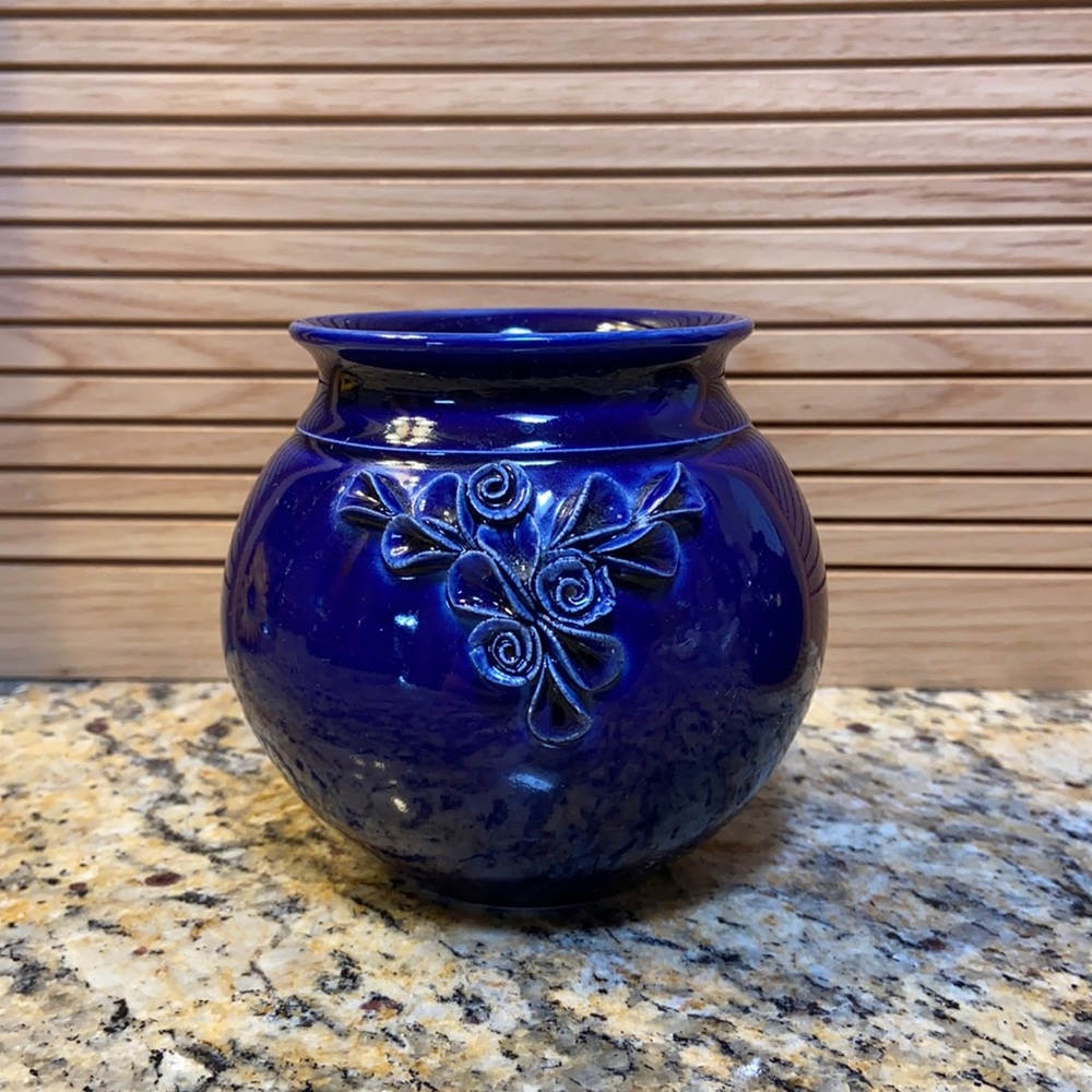 Eugenijus Tamosiunas Blue ceramic jar 4” EUC